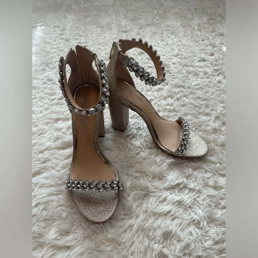 Jewel Badgley Mischka Mayra Ankle Strap Evening Shoe - gold glitter - Picture 2 of 8